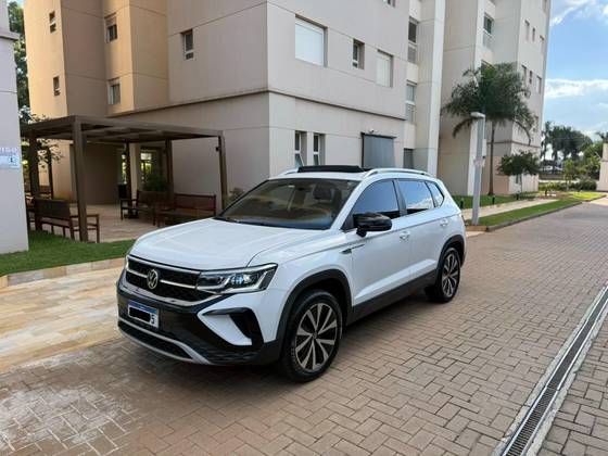 VOLKSWAGEN TAOS 1.4 250 TSI TOTAL FLEX HIGHLINE AUTOMÁTICO